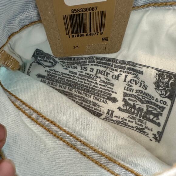 Levi Strauss Womens 501 Shorts Size 33 Cut Off Light Blue Denim High Rise NWT - Picture 5 of 11